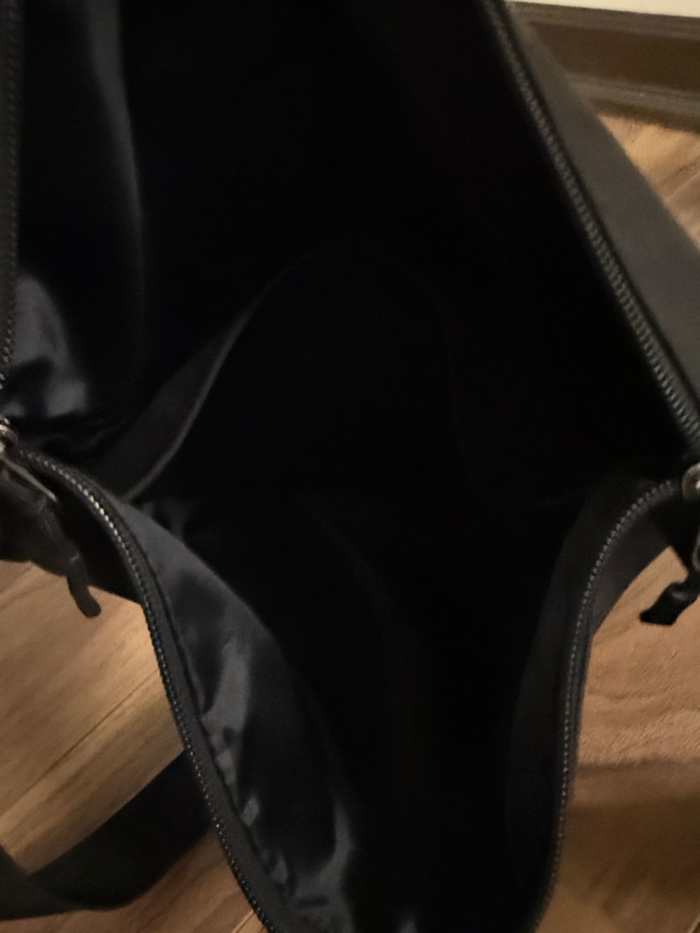 Black Crossbody Sling Bag with adjustable strap. - Picture 5 of 6